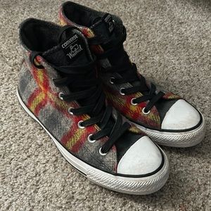 Converse x Woolrich Sneakers size 7